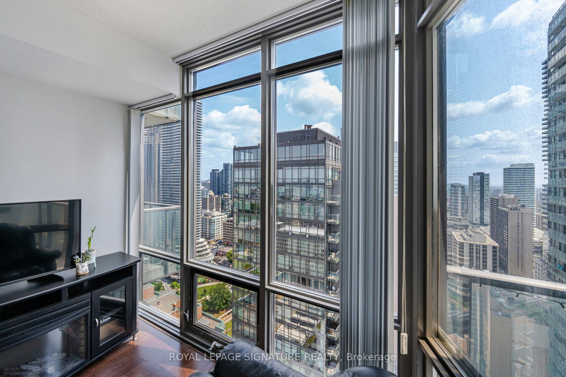 3307-832 Bay Street, Toronto, ON, M5S 1Z6 - 16