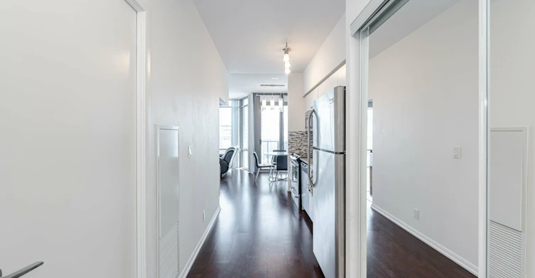 3307-832 Bay Street, Toronto, ON, M5S 1Z6 - 5