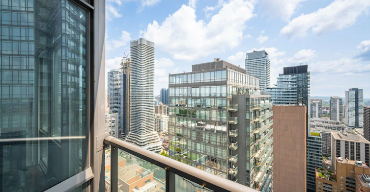 3307-832 Bay Street, Toronto, ON, M5S 1Z6 - 26