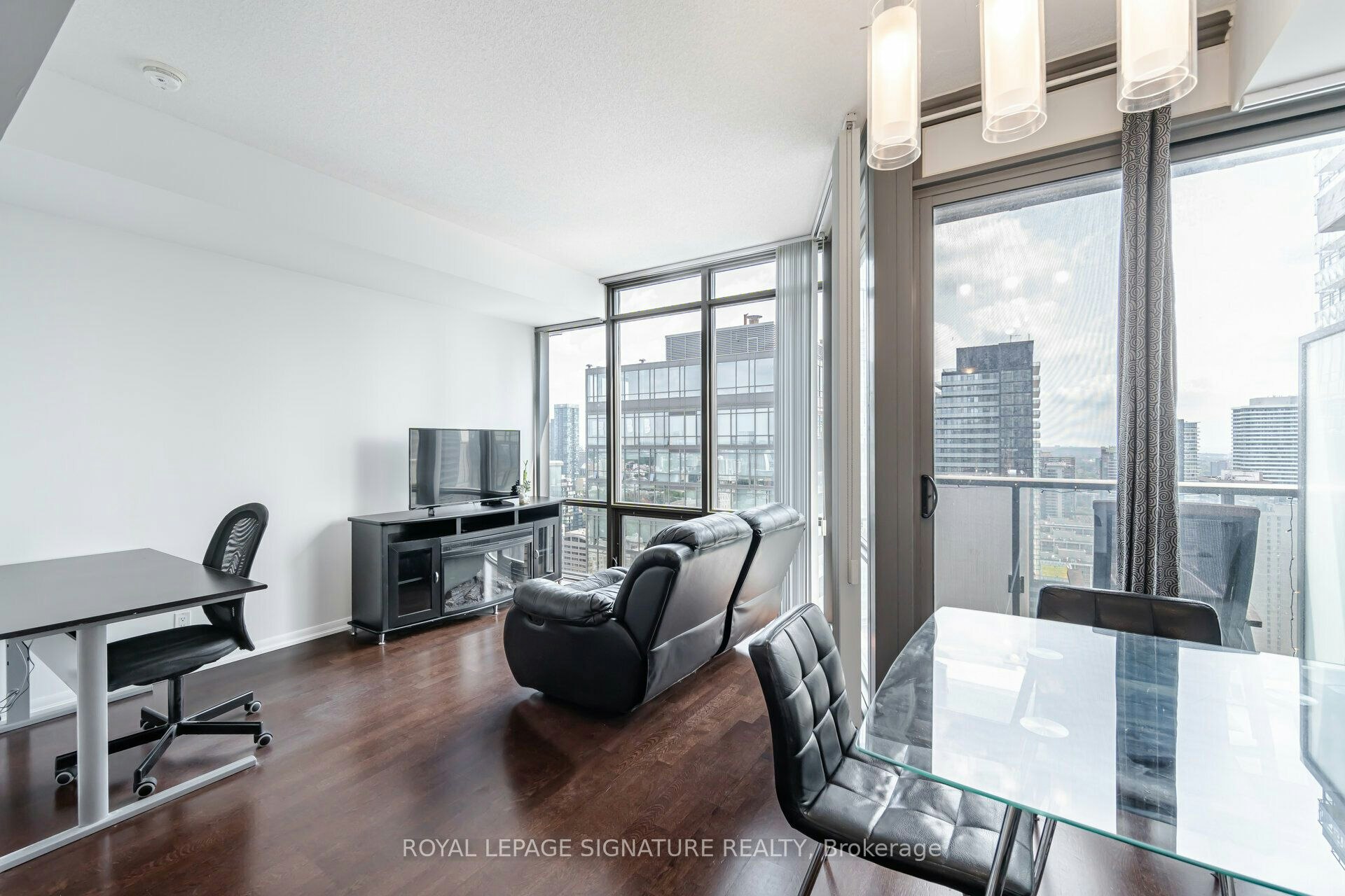 3307-832 Bay Street, Toronto, ON, M5S 1Z6 - 9