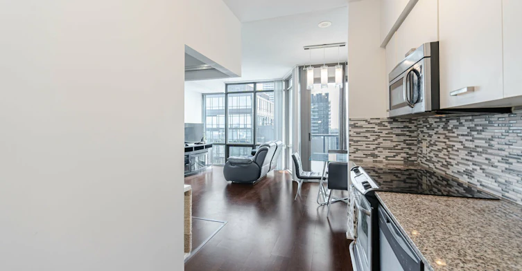 3307-832 Bay Street, Toronto, ON, M5S 1Z6 - 8