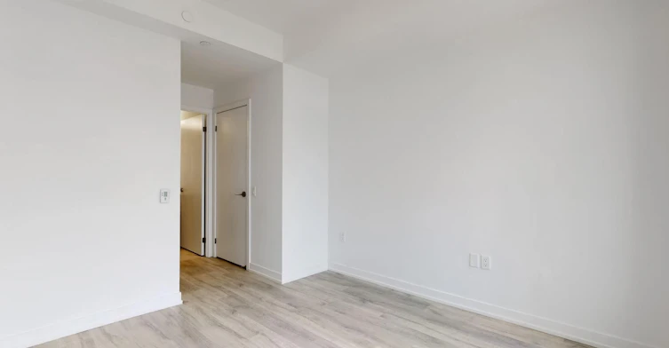 S608-8 Olympic Gdn Drive, Toronto, ON, M2M 0B9 - 31