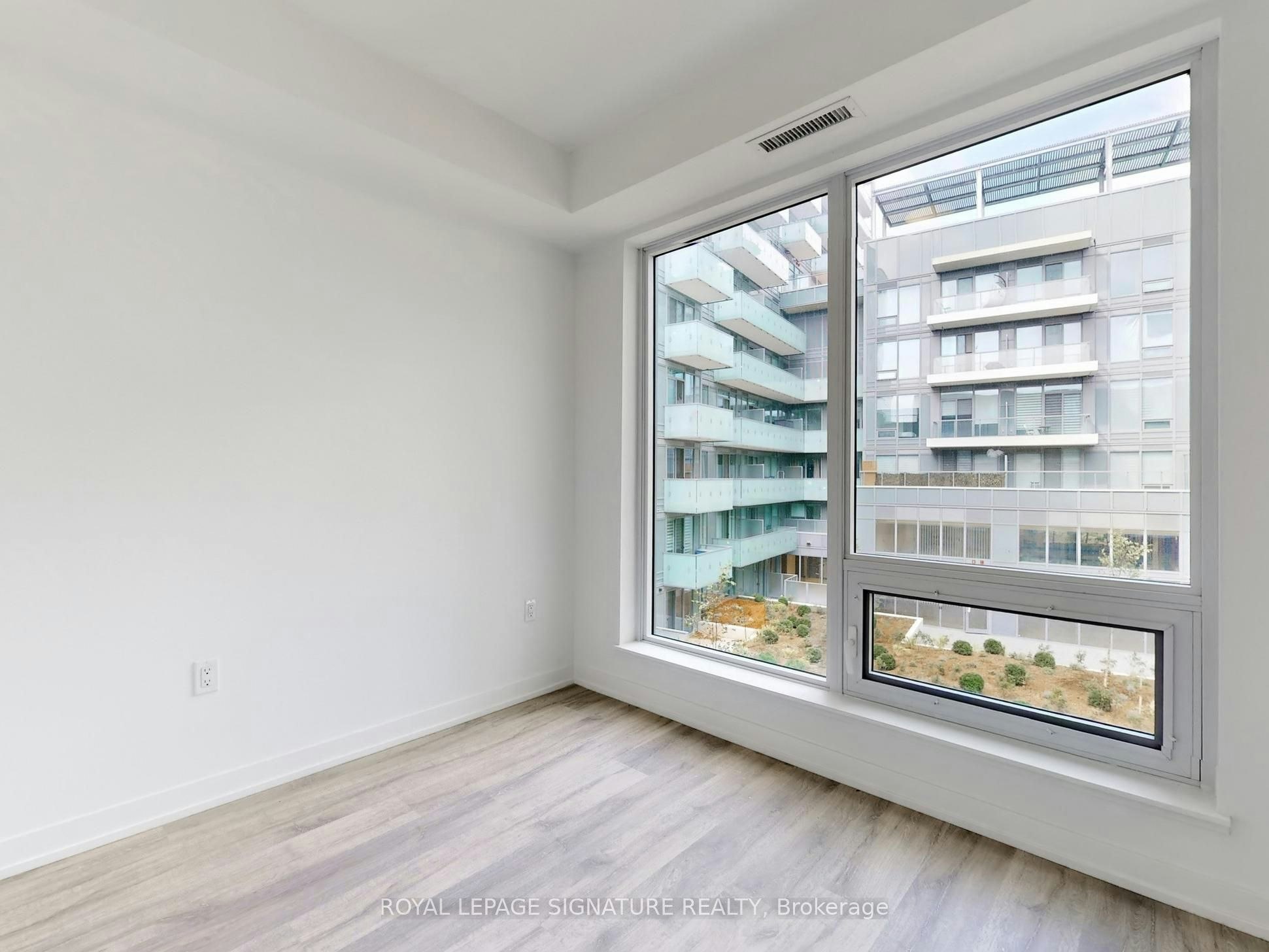 S608-8 Olympic Gdn Drive, Toronto, ON, M2M 0B9 - 19