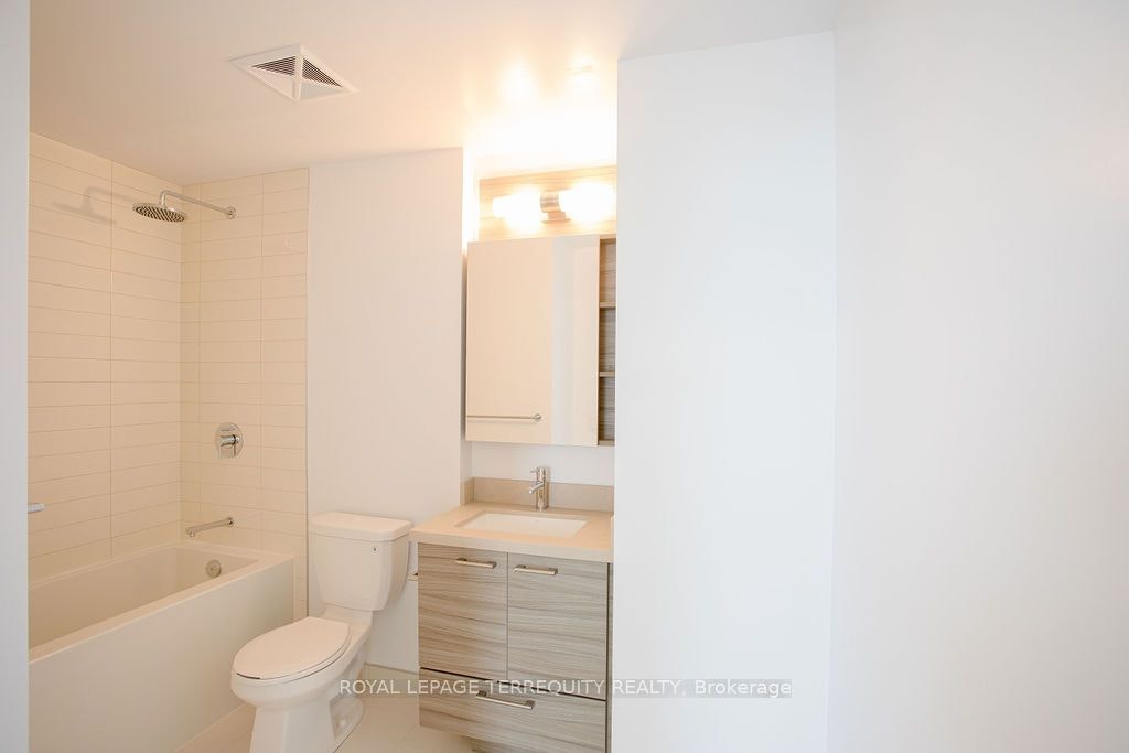 4609-2221 Yonge Street, Toronto, ON, M4S 0B8 - 18
