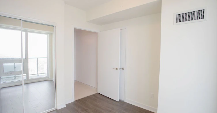 4609-2221 Yonge Street, Toronto, ON, M4S 0B8 - 16
