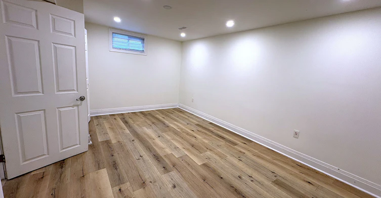 Basement-5 Carnegie Court, Toronto, ON, M2M 1W2 - 12