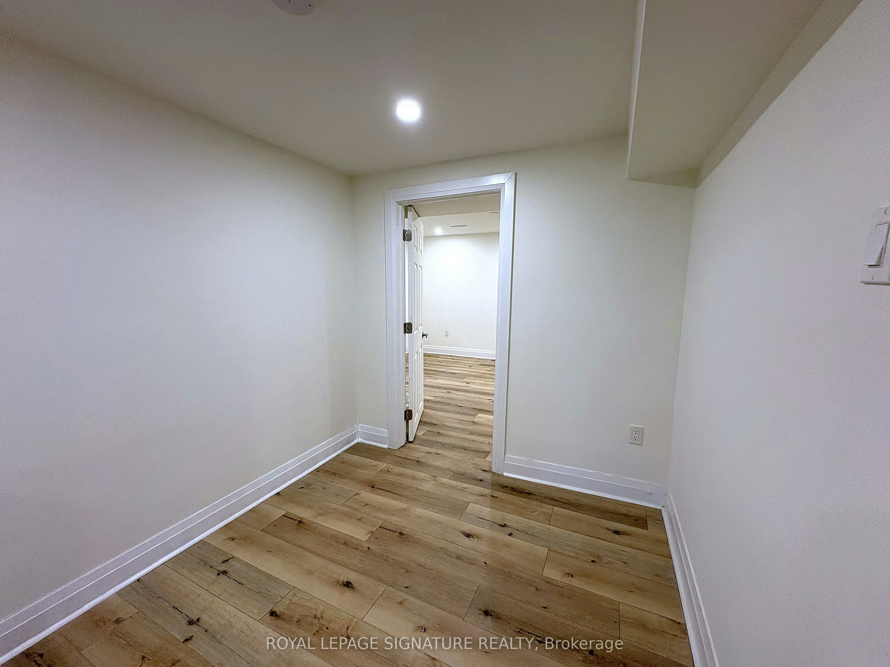 Basement-5 Carnegie Court, Toronto, ON, M2M 1W2 - 11