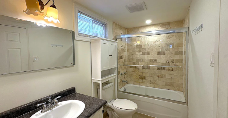 Basement-5 Carnegie Court, Toronto, ON, M2M 1W2 - 9