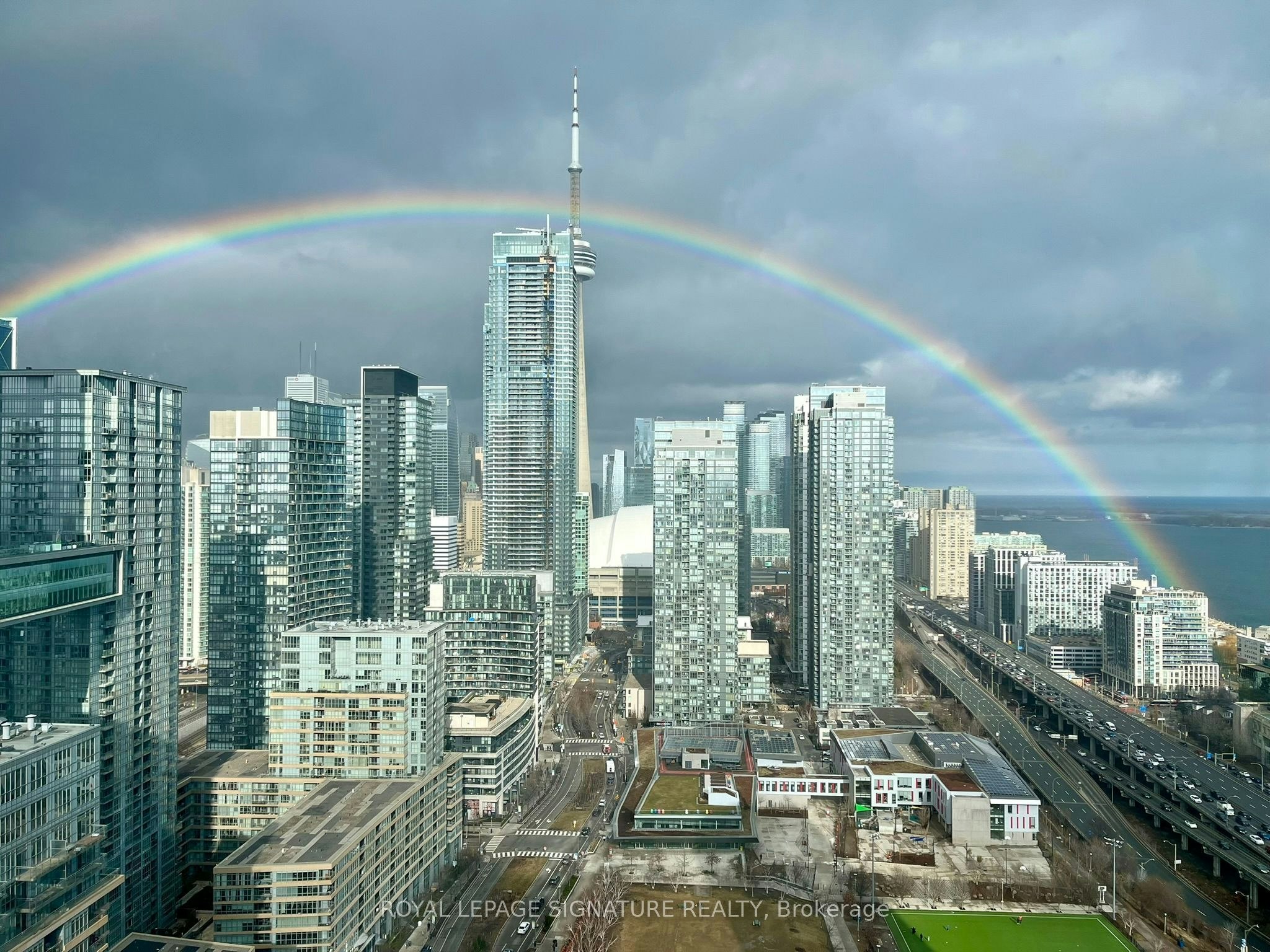 4112-85 Queens Wharf Road, Toronto, ON, M5V 0J9 - 2
