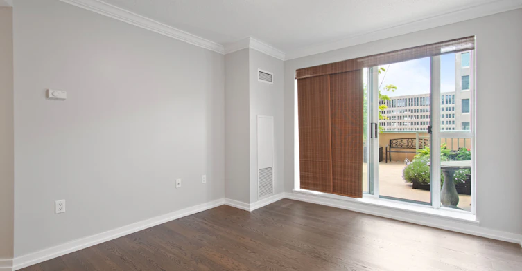 1008-889 Bay Street, Toronto, ON, M5S 3K5 - 11