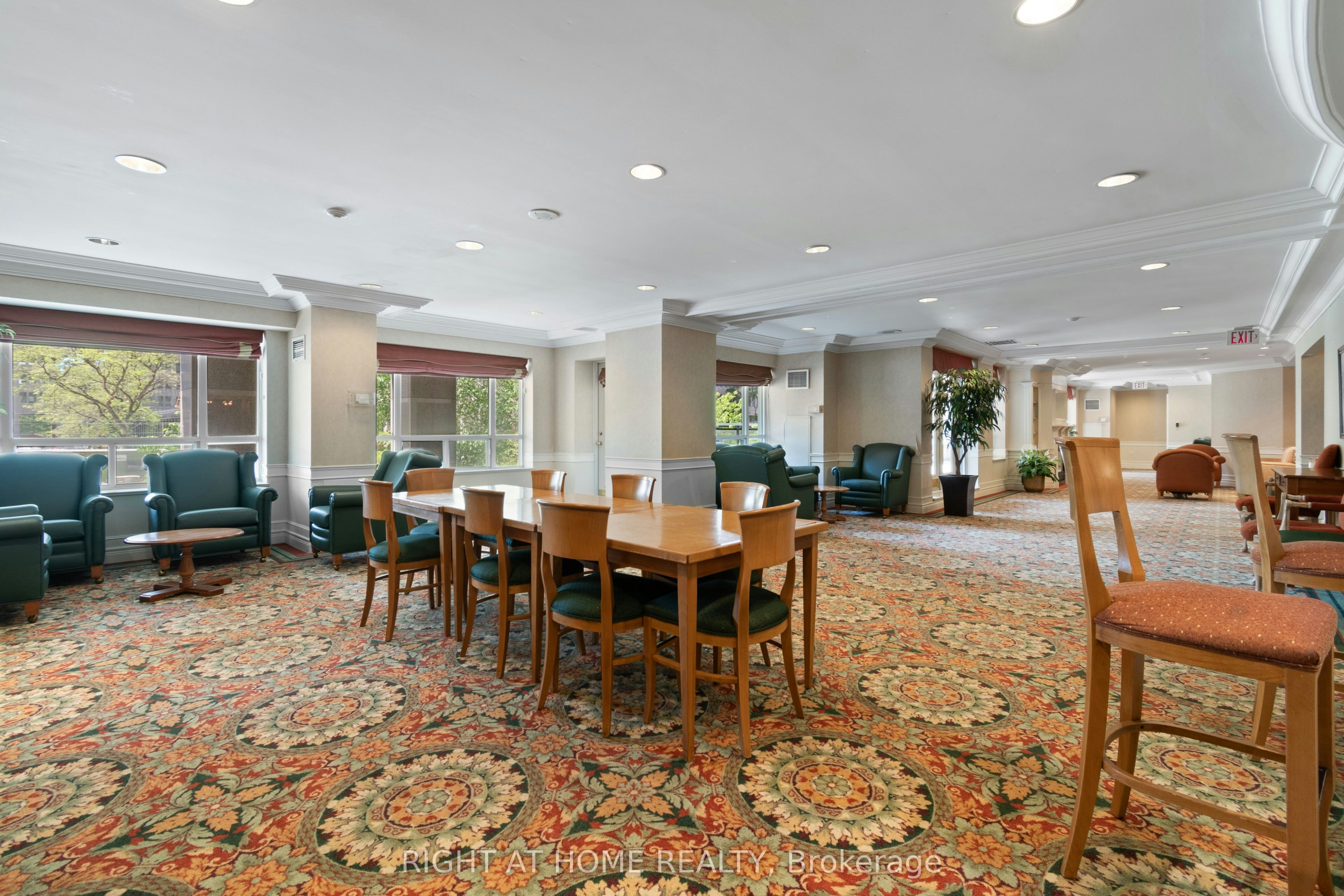 1008-889 Bay Street, Toronto, ON, M5S 3K5 - 22