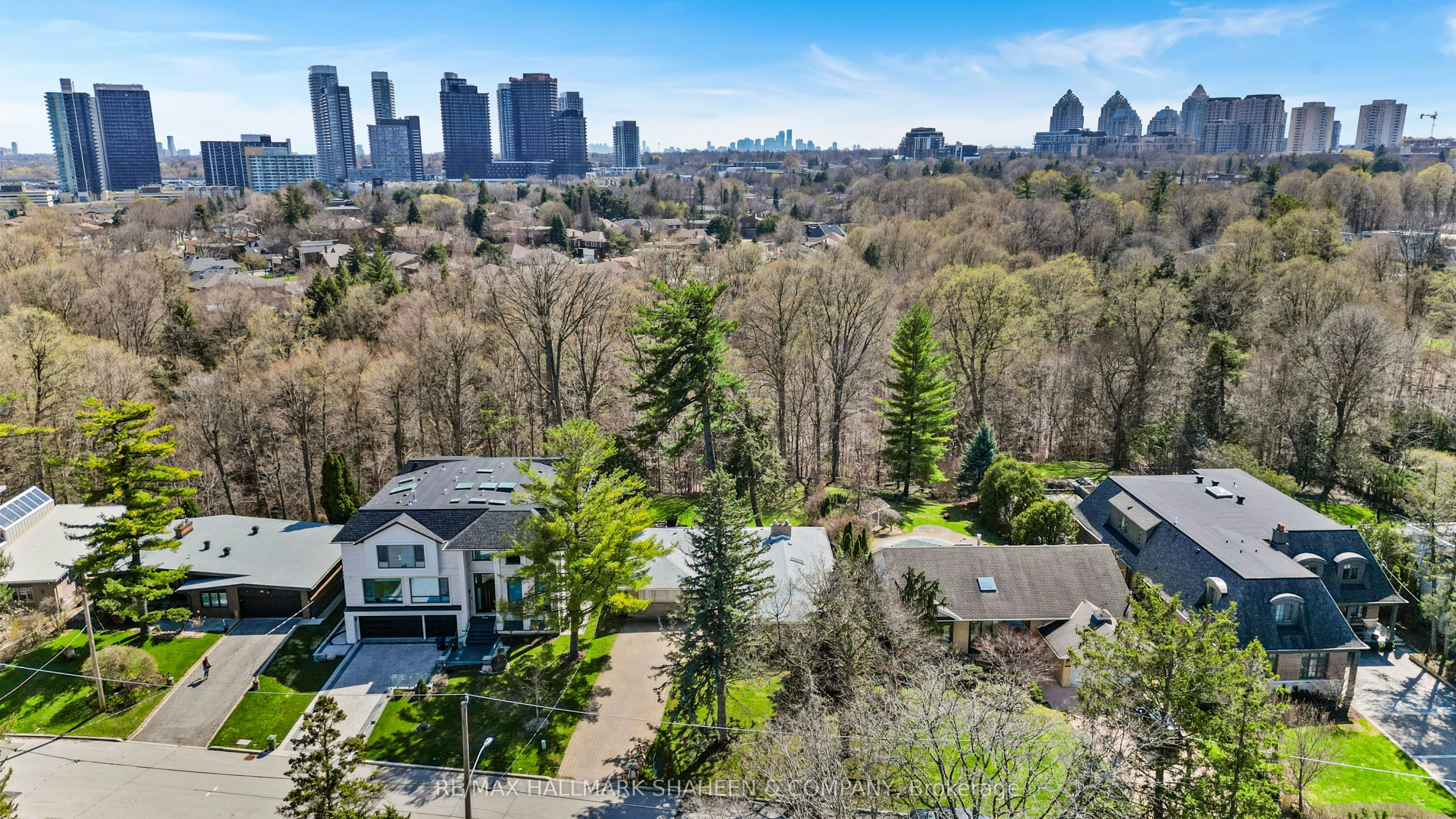 45 Hi Mount Drive, Toronto, ON, M2K 1X3 - 5