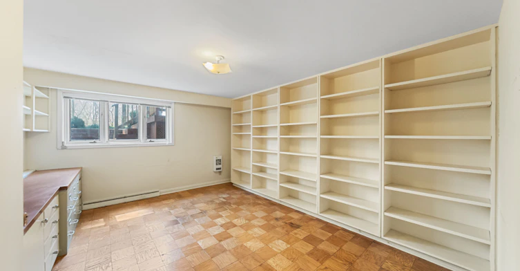 45 Hi Mount Drive, Toronto, ON, M2K 1X3 - 30
