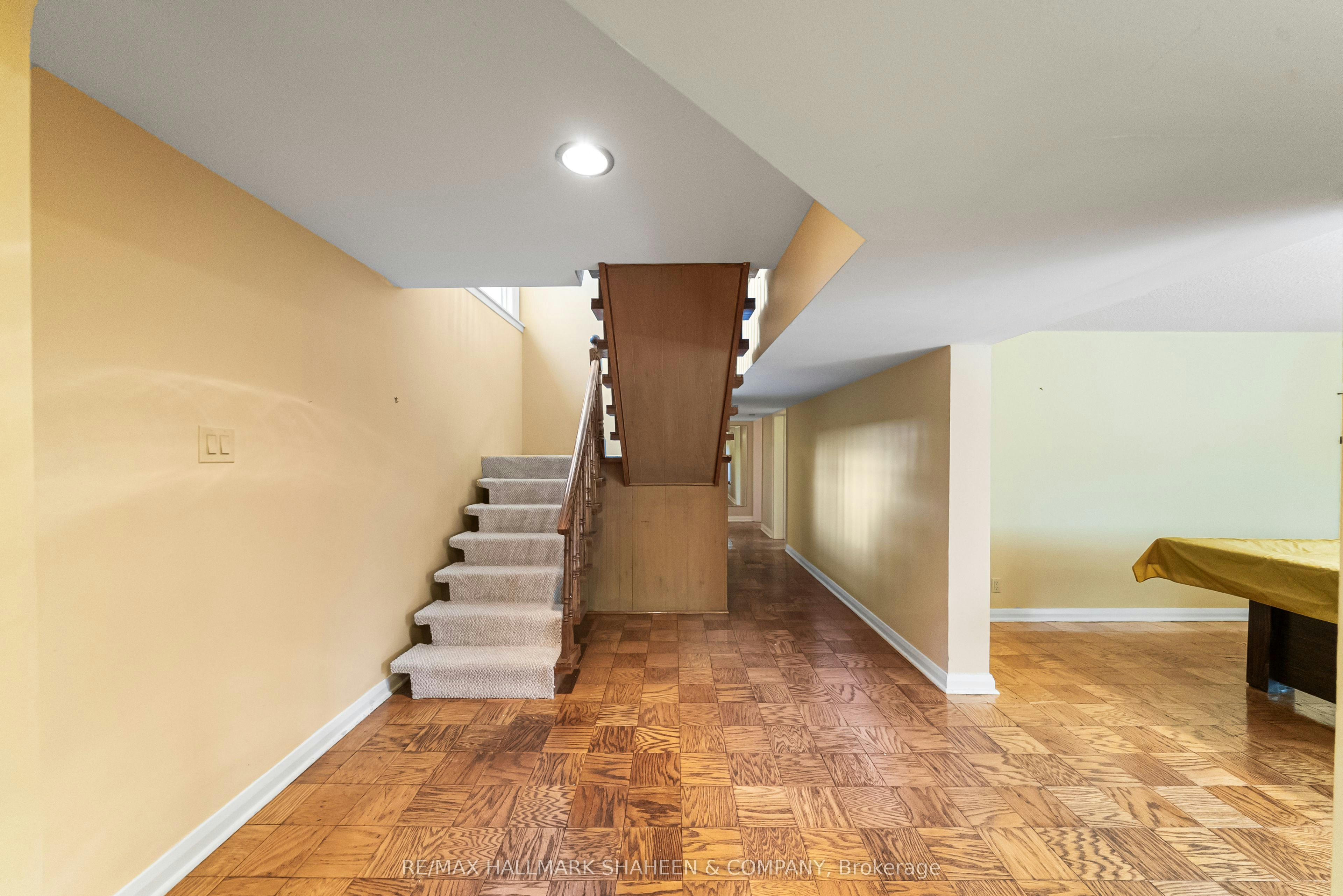 45 Hi Mount Drive, Toronto, ON, M2K 1X3 - 24