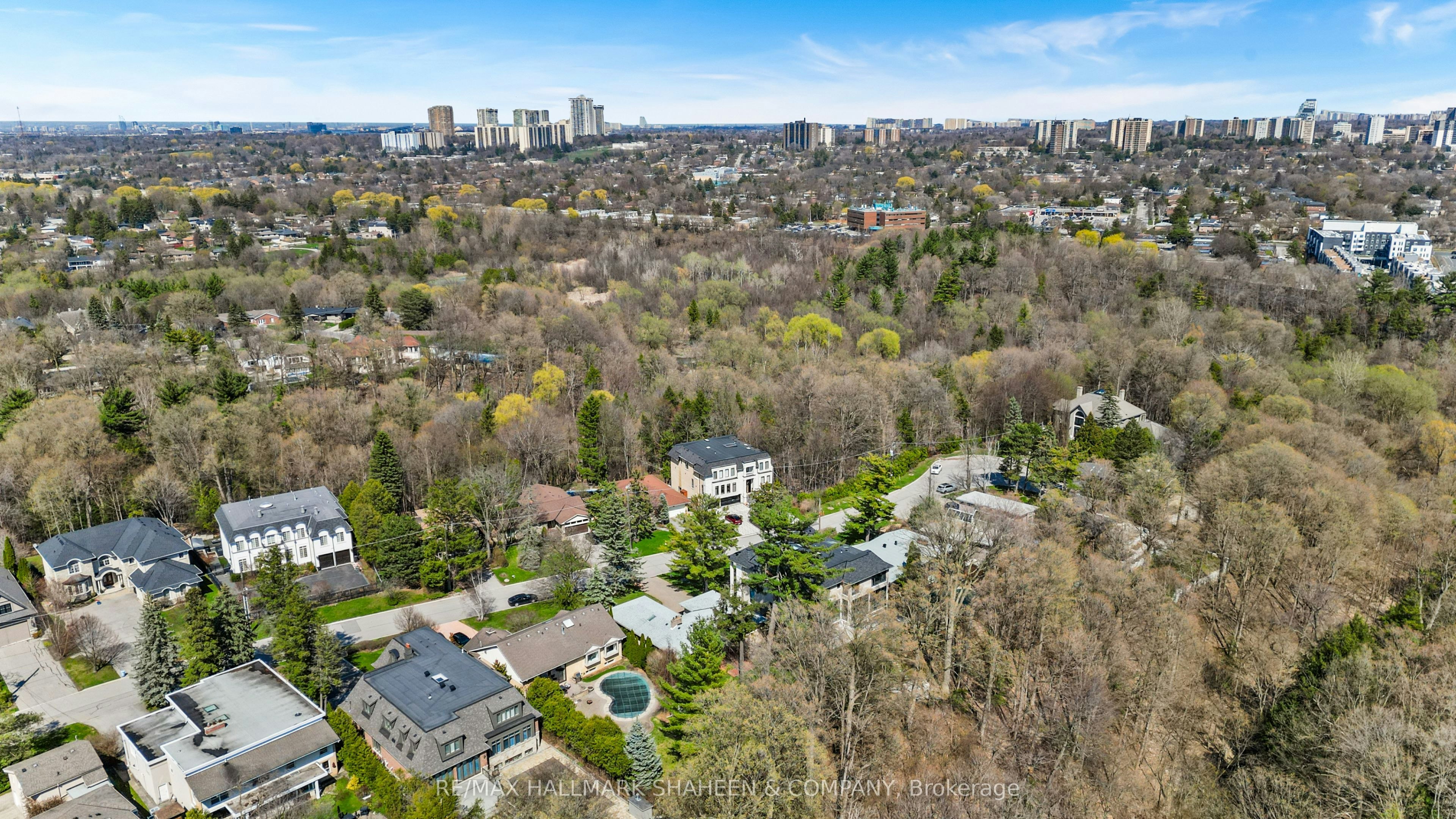 45 Hi Mount Drive, Toronto, ON, M2K 1X3 - 46