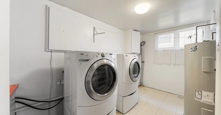 45 Hi Mount Drive, Toronto, ON, M2K 1X3 - 34