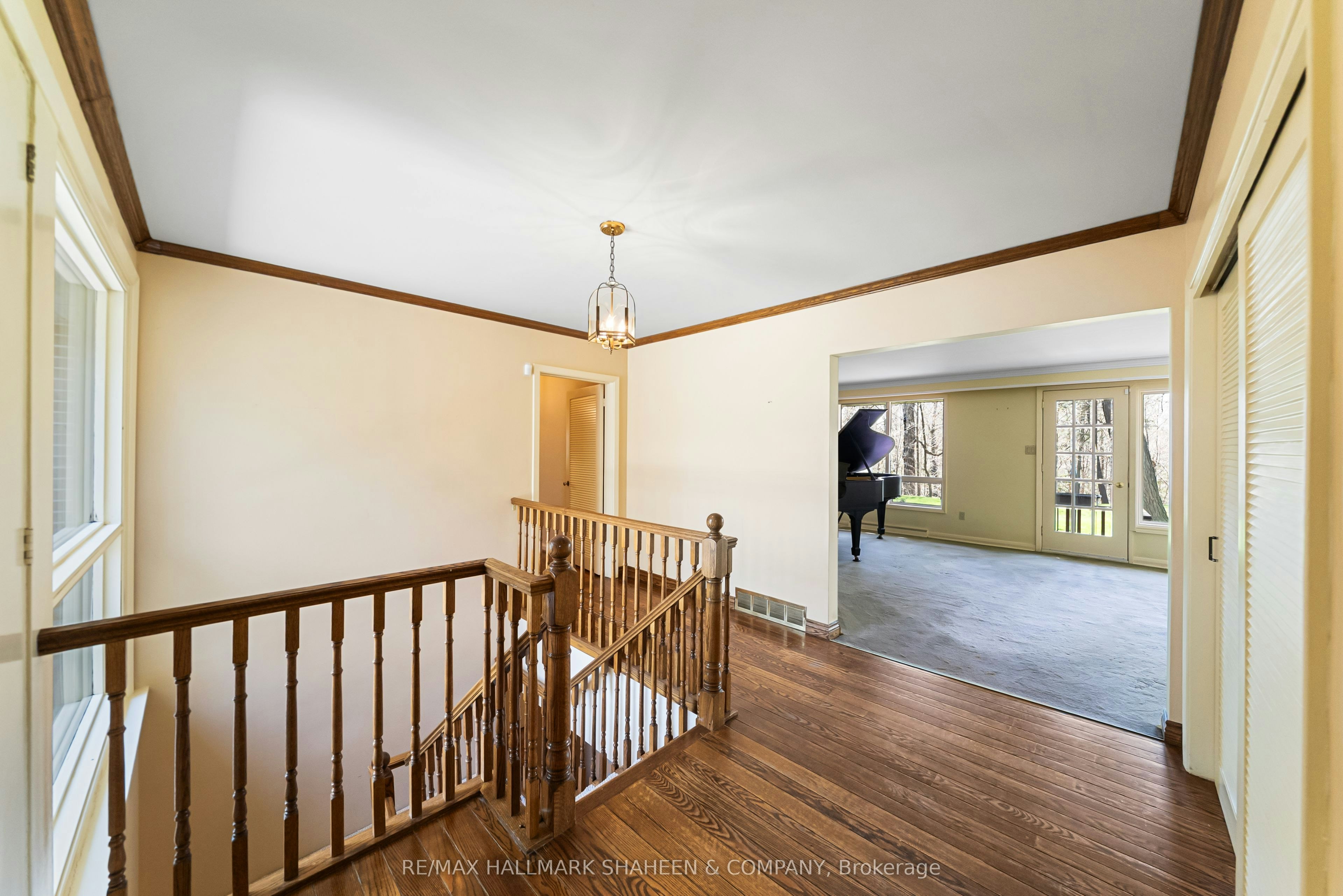 45 Hi Mount Drive, Toronto, ON, M2K 1X3 - 6
