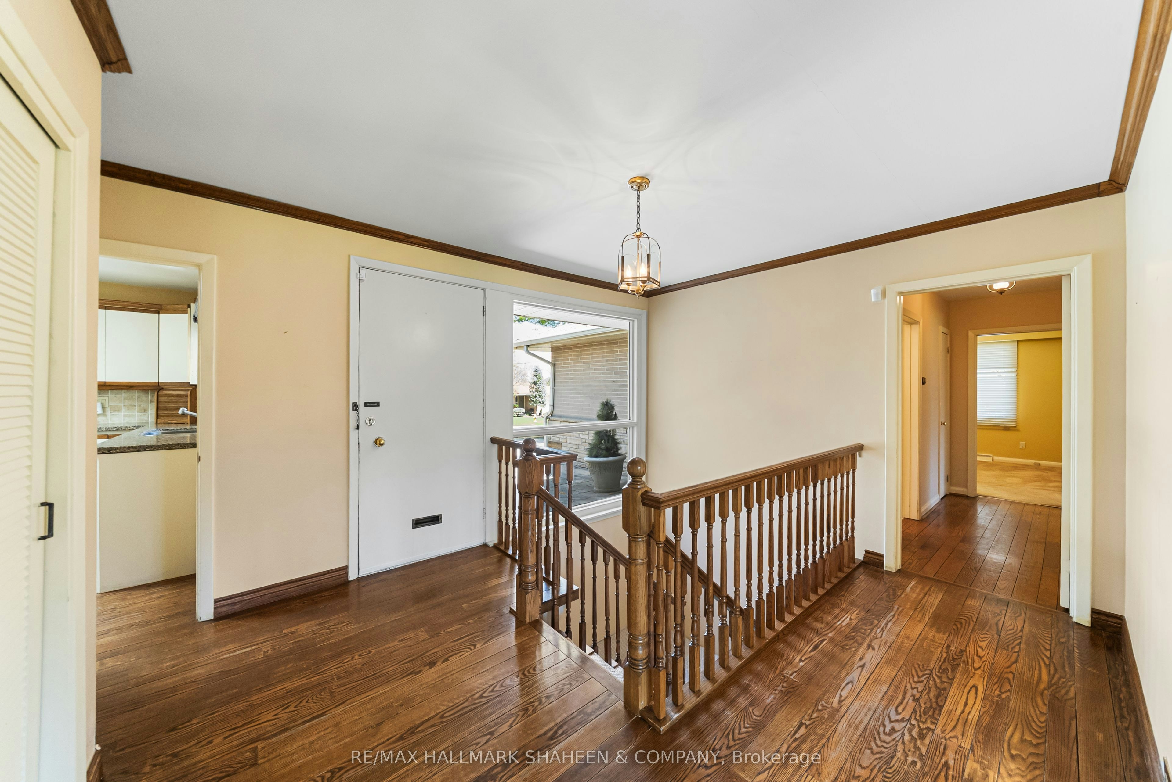45 Hi Mount Drive, Toronto, ON, M2K 1X3 - 7