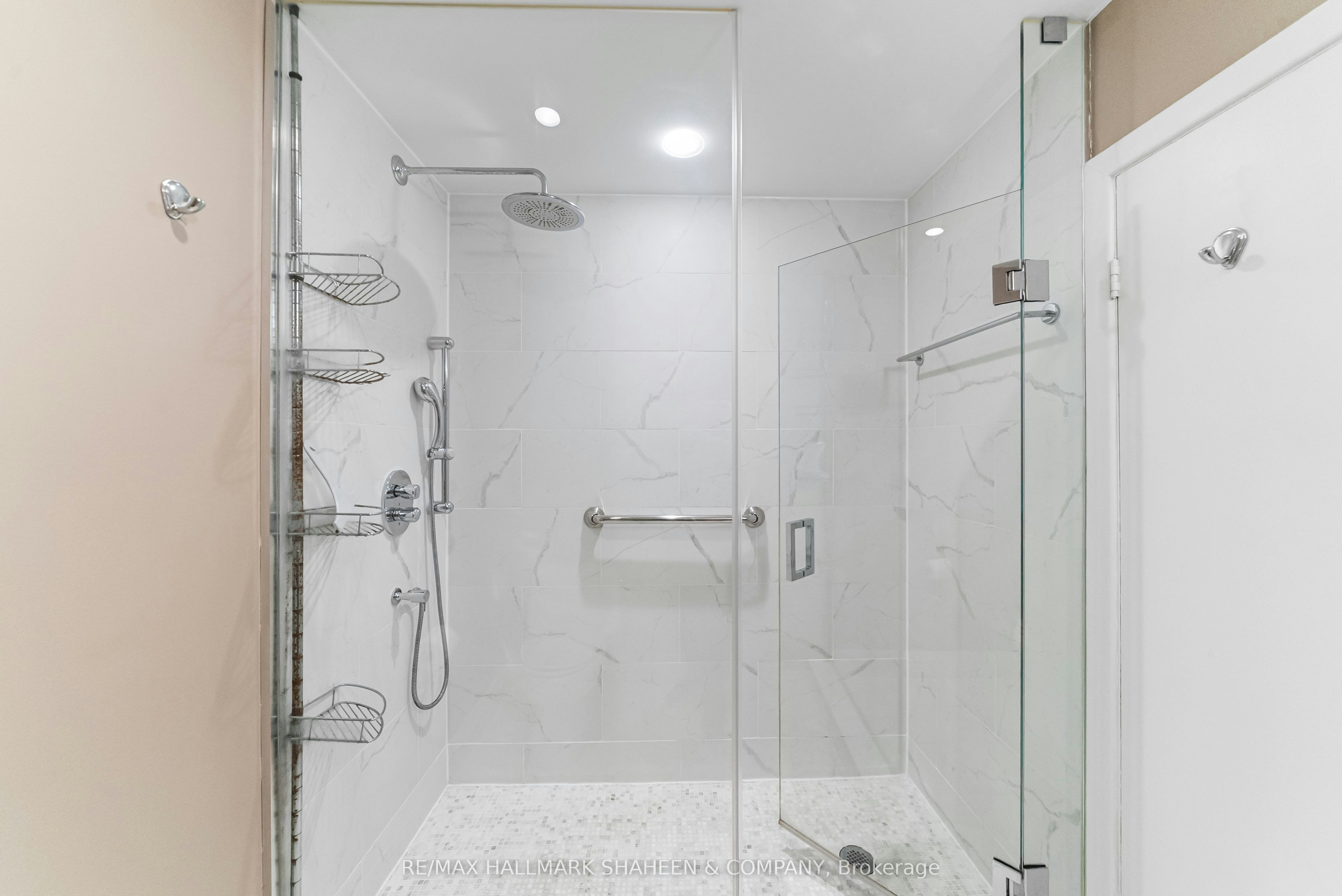 45 Hi Mount Drive, Toronto, ON, M2K 1X3 - 29