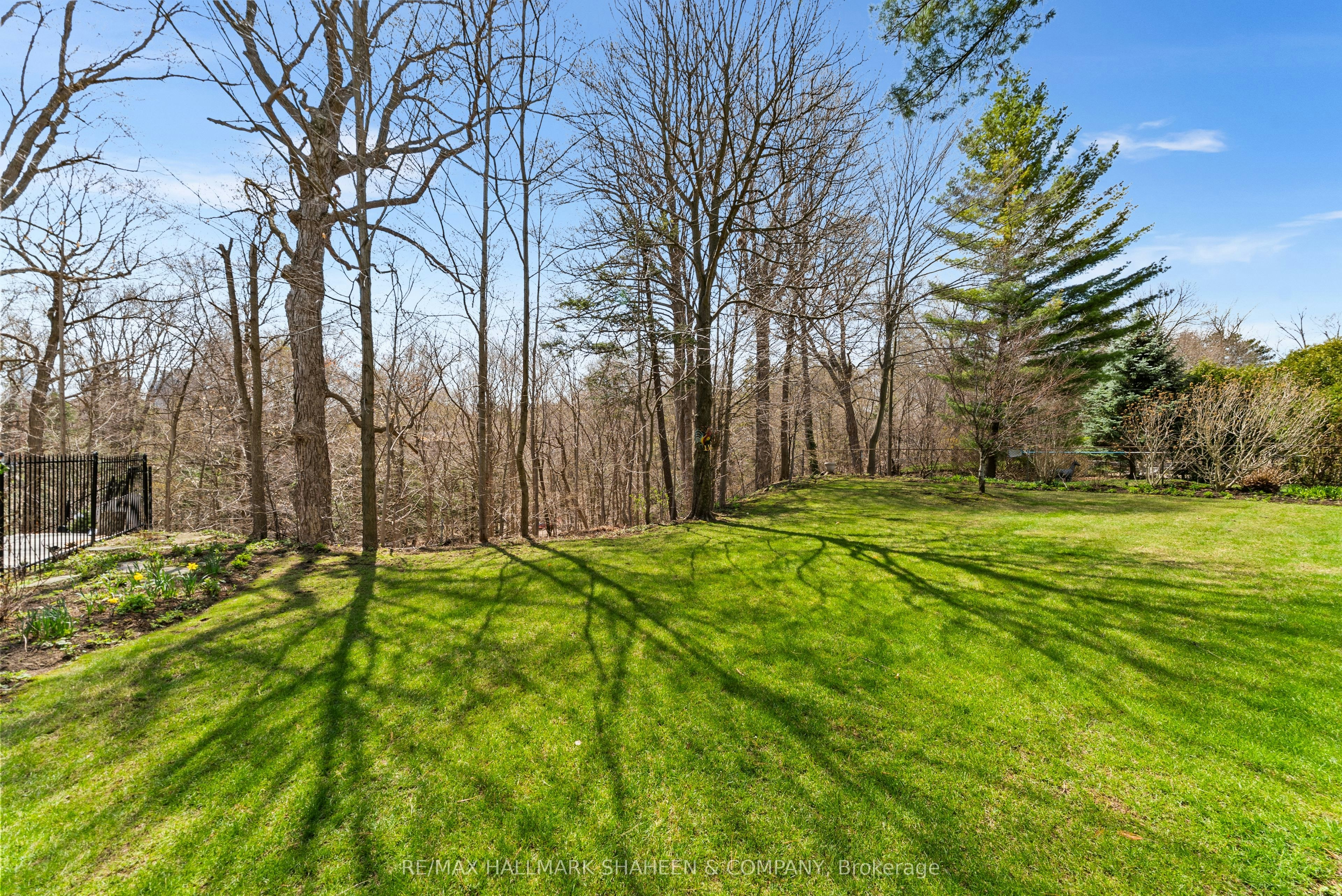45 Hi Mount Drive, Toronto, ON, M2K 1X3 - 40