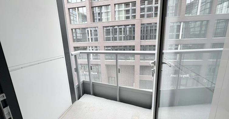 427-15 Richardson Street, Toronto, ON, M5A 0Y5 - 10