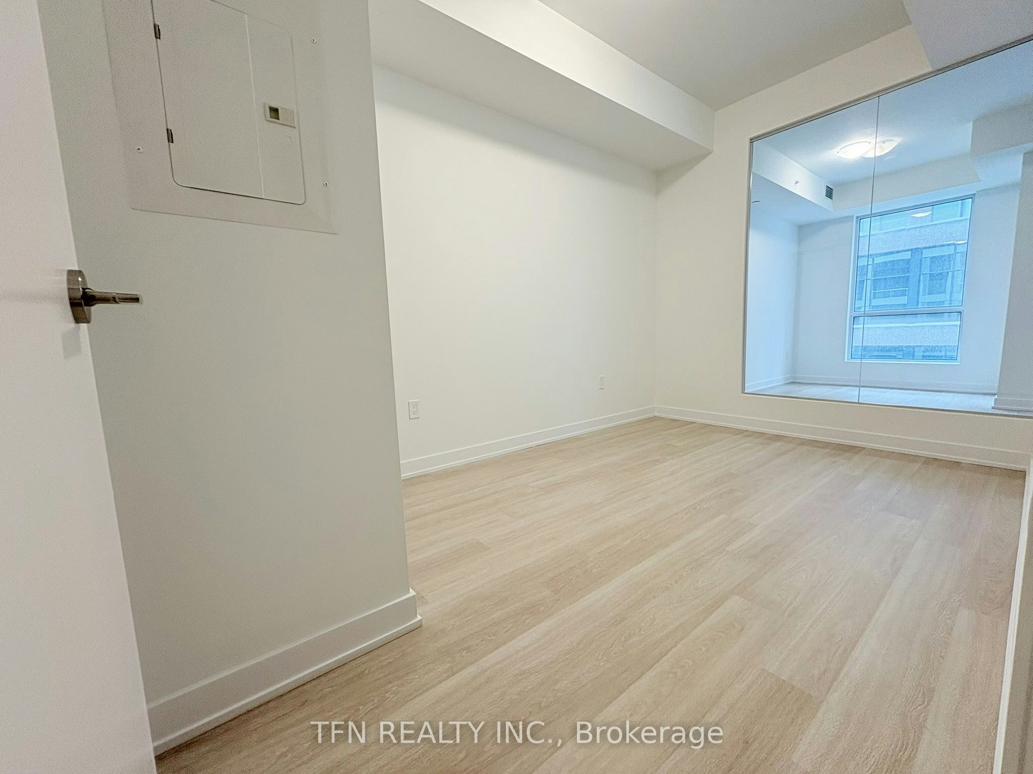 427-15 Richardson Street, Toronto, ON, M5A 0Y5 - 4