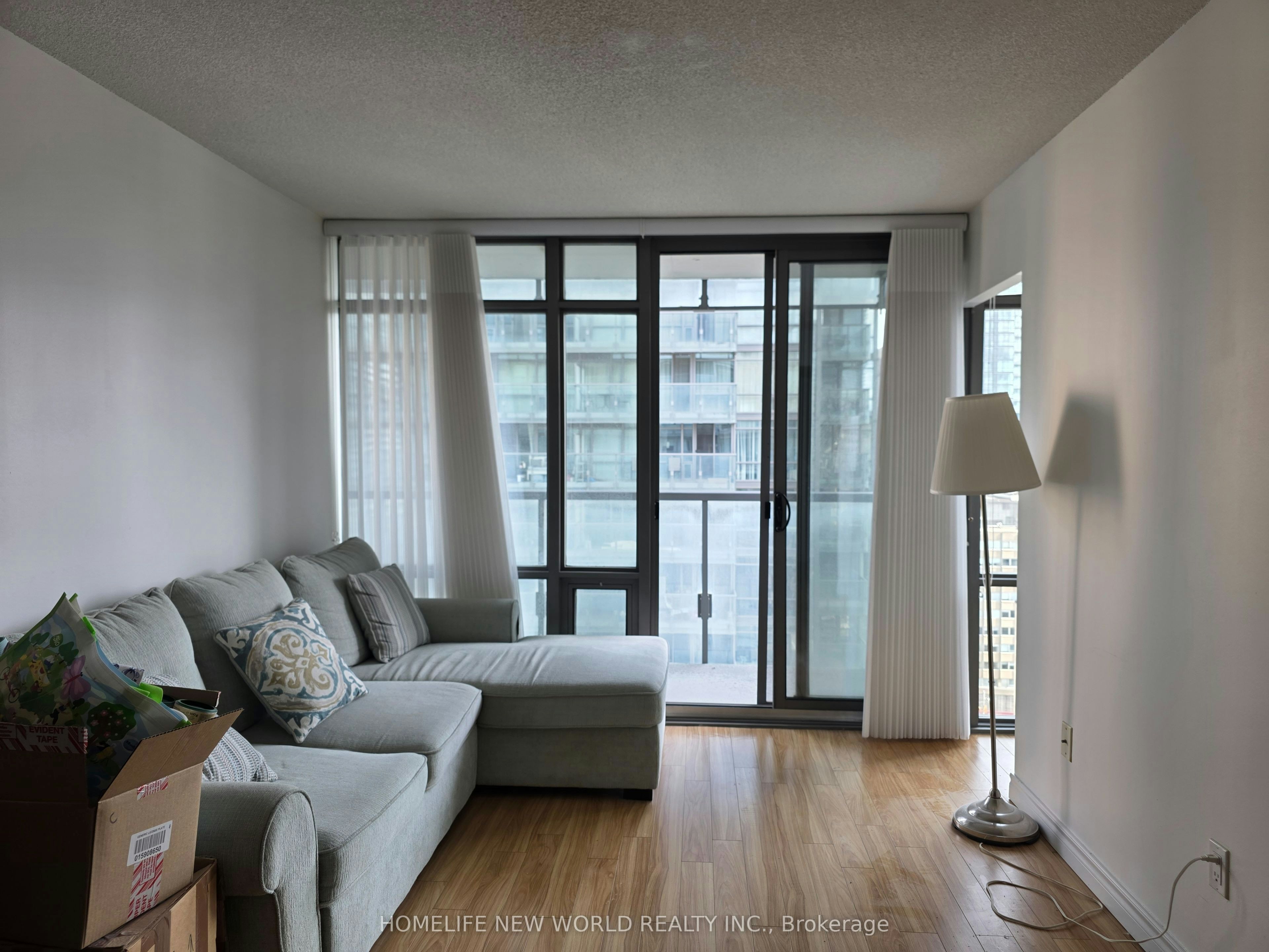1701-37 Grosvenor Street, Toronto, ON, M4Y 3G5 - 23
