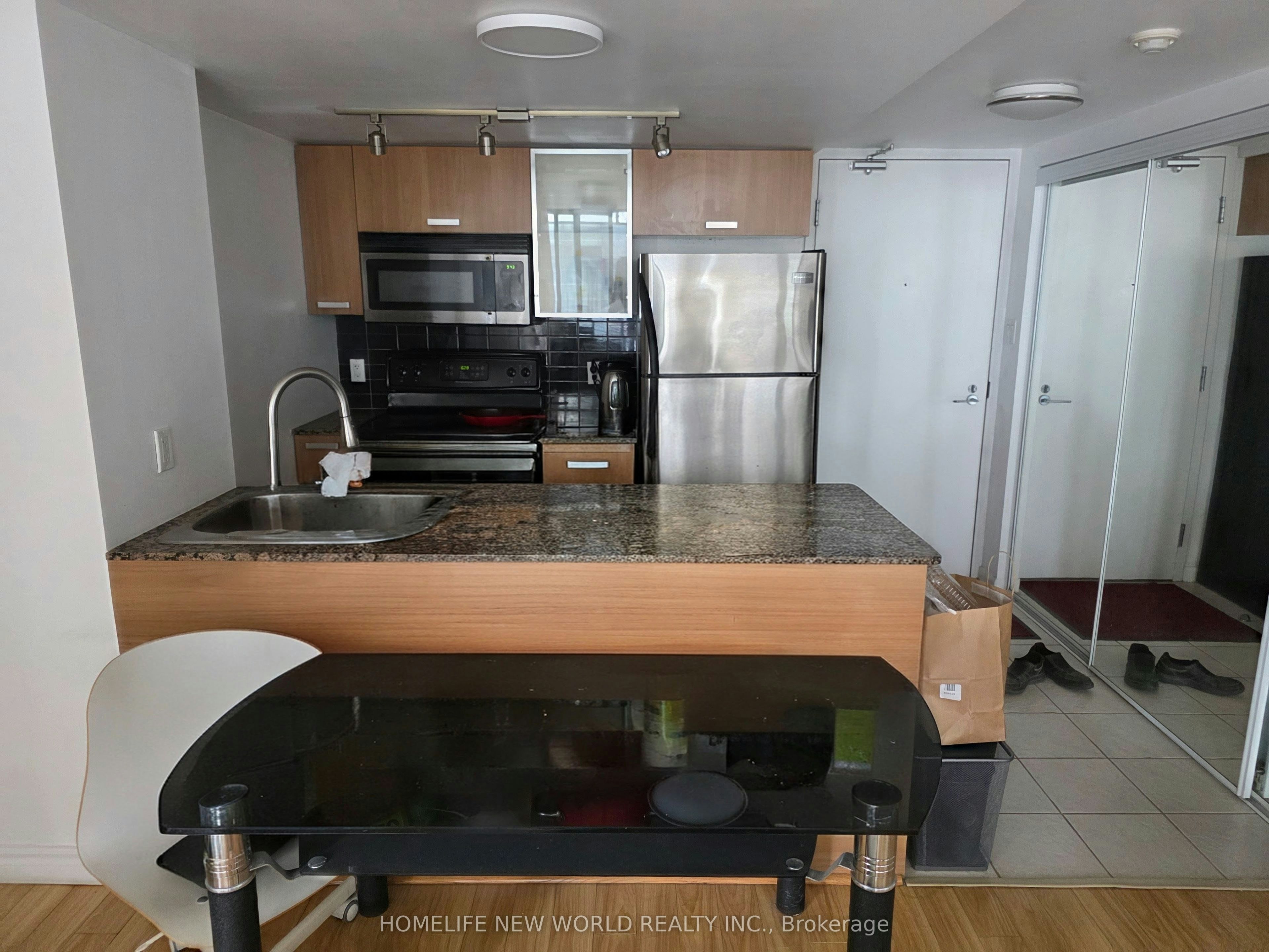 1701-37 Grosvenor Street, Toronto, ON, M4Y 3G5 - 24