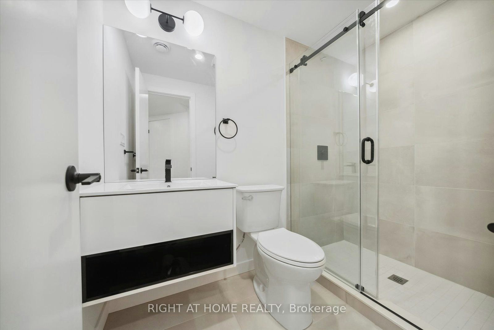 2-367 Howland Avenue, Toronto, ON, M5R 3C1 - 13