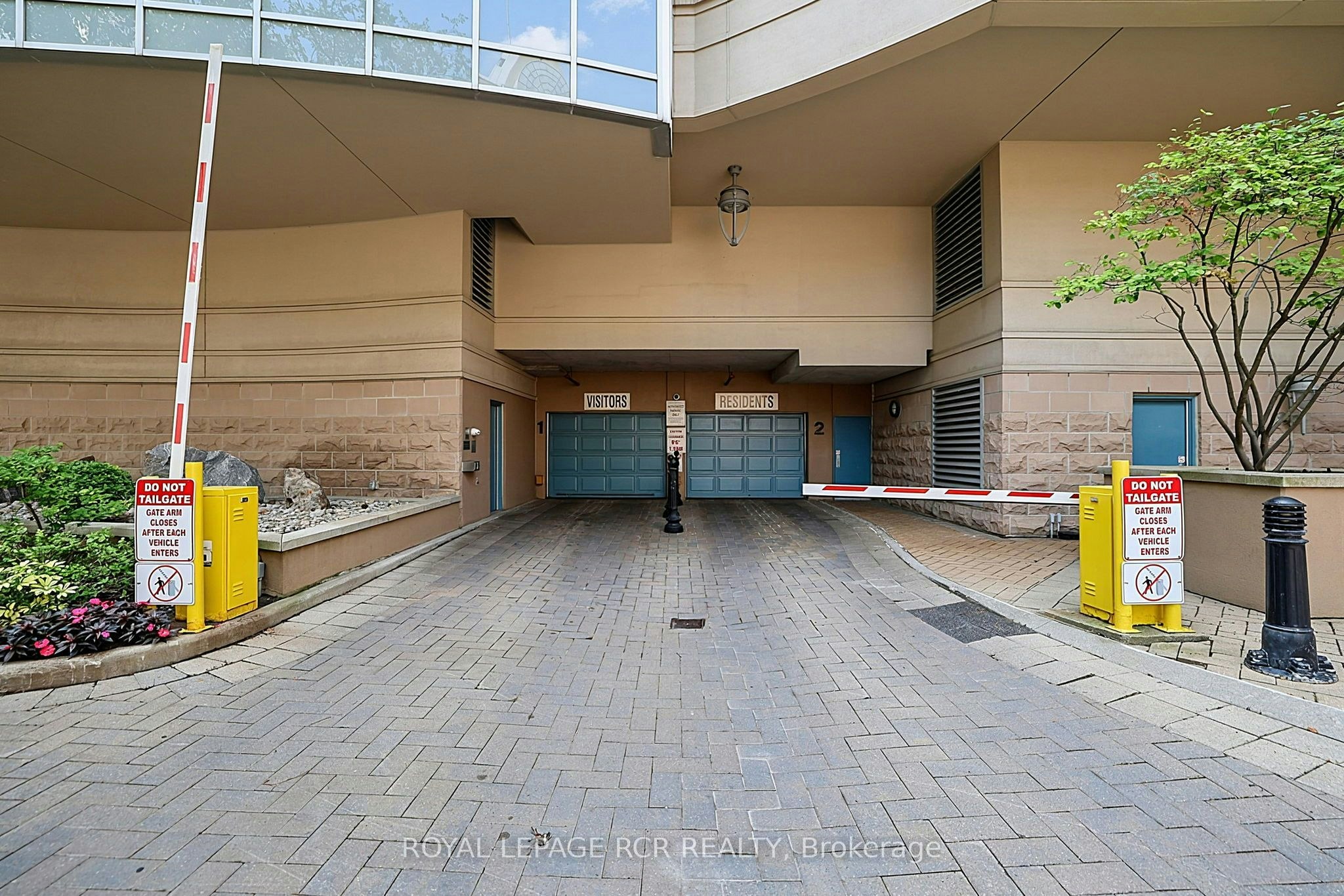 113-1 Rean Drive, Toronto, ON, M2K 3C1 - 24