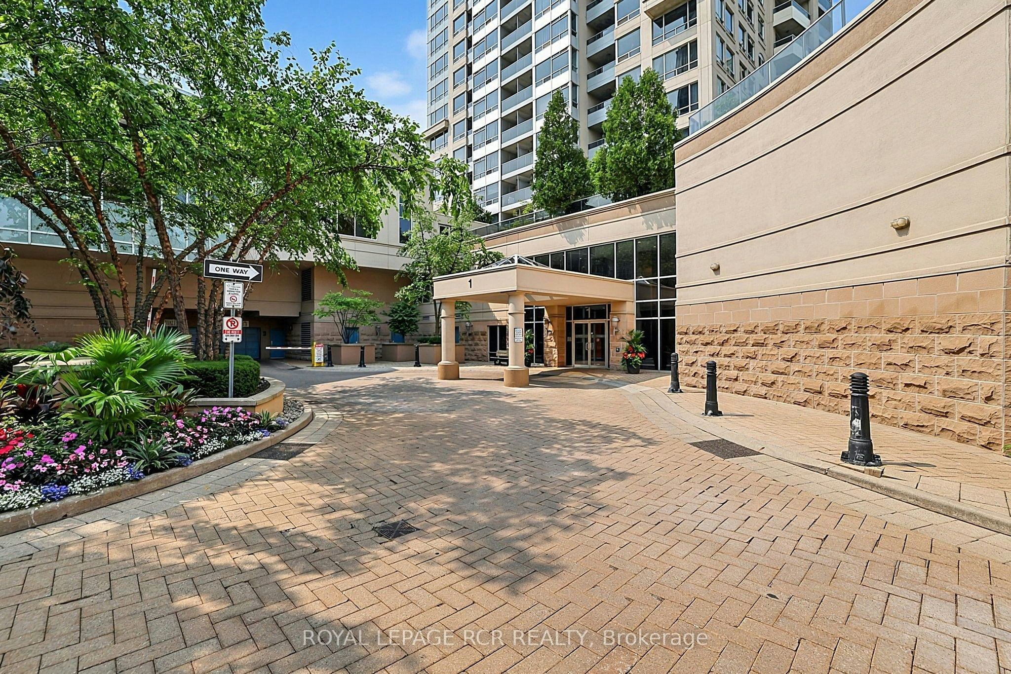 113-1 Rean Drive, Toronto, ON, M2K 3C1 - 4