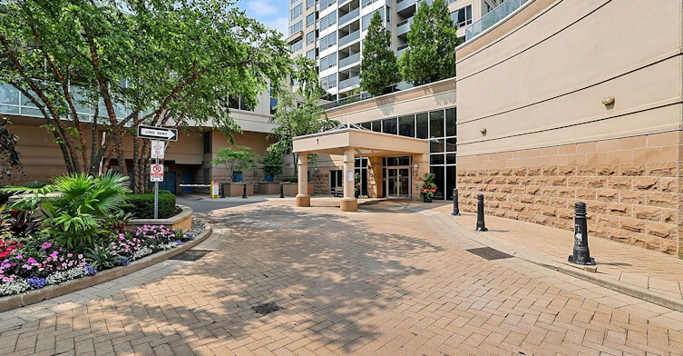 113-1 Rean Drive, Toronto, ON, M2K 3C1 - 4