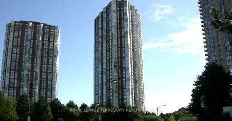 1306-5 Concorde Place, Toronto, ON, M3C 3M8