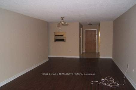 1306-5 Concorde Place, Toronto, ON, M3C 3M8 - 5