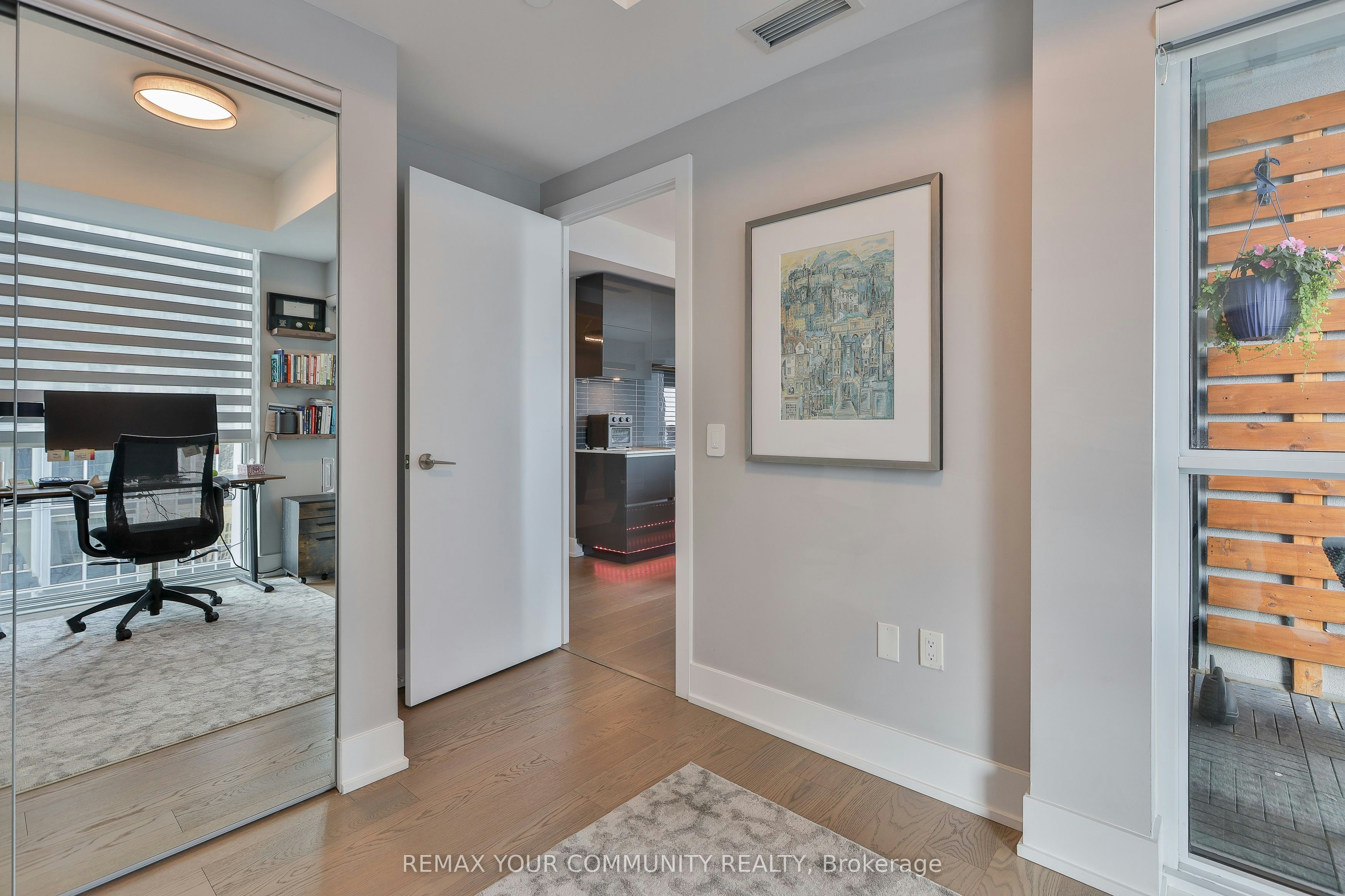 4301-1 Yorkville Avenue, Toronto, ON, M4W 0B1 - 24