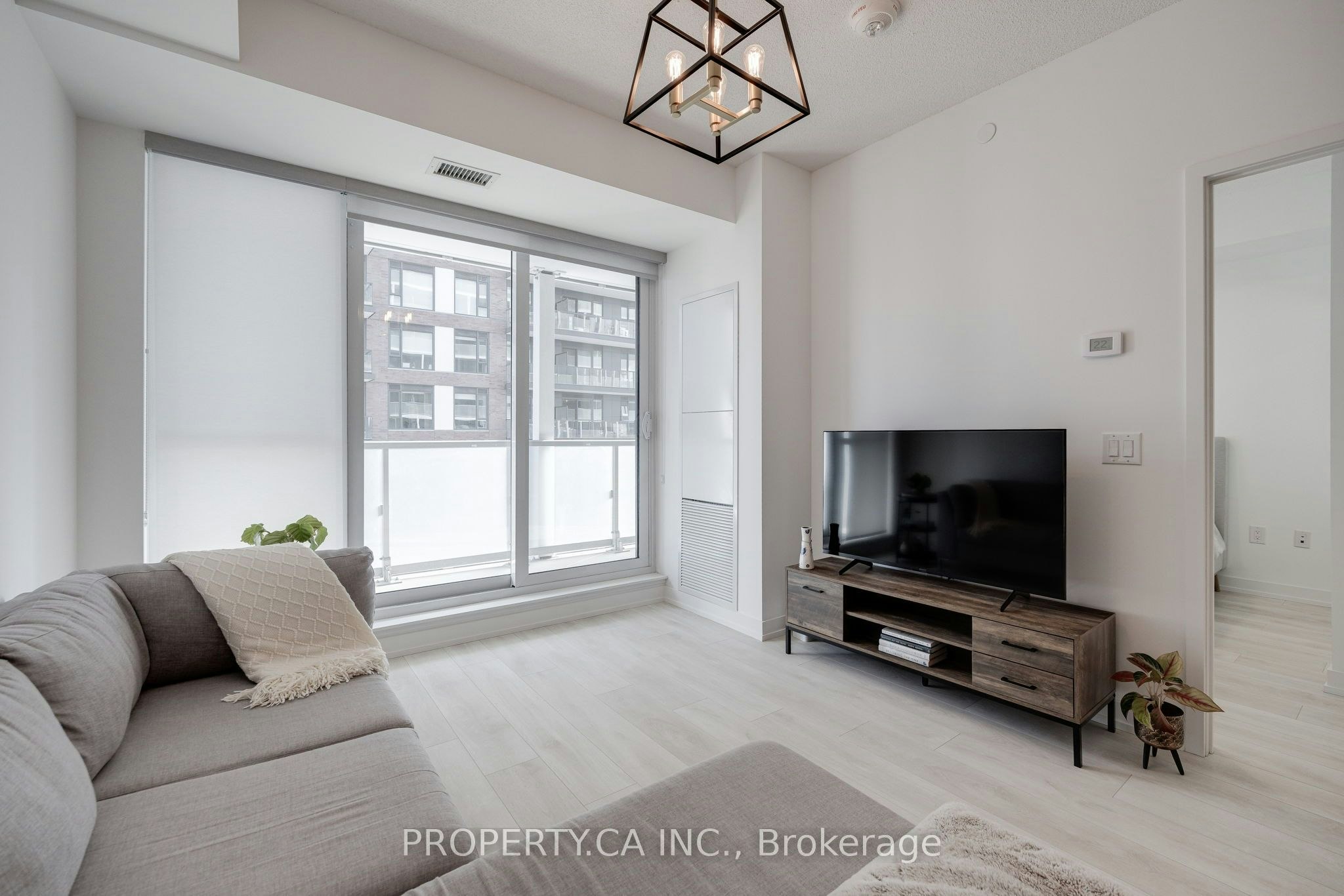 505E-34 Tubman Avenue, Toronto, ON, M5A 0R2 - 11