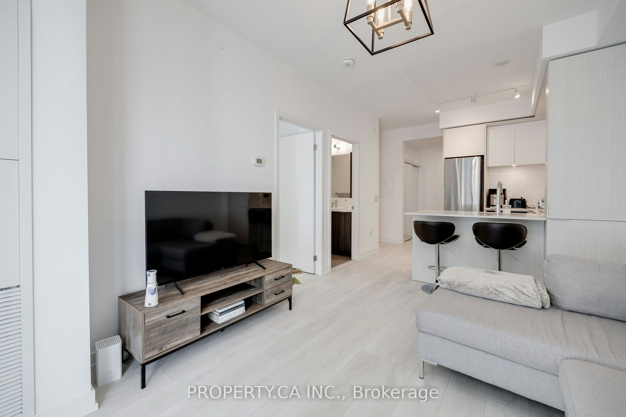 505E-34 Tubman Avenue, Toronto, ON, M5A 0R2 - 13