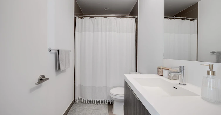 505E-34 Tubman Avenue, Toronto, ON, M5A 0R2 - 18