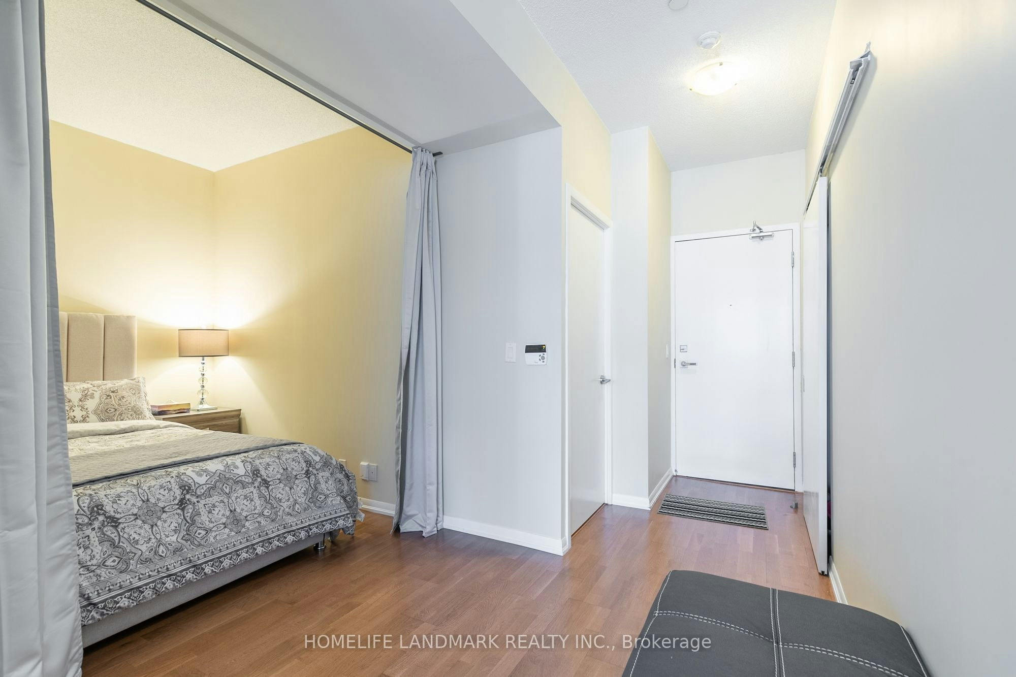 204-832 Bay Street, Toronto, ON, M5S 1Z6 - 14