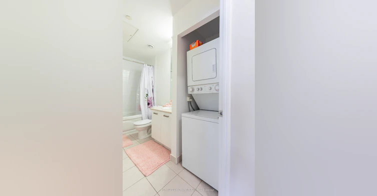 204-832 Bay Street, Toronto, ON, M5S 1Z6 - 15