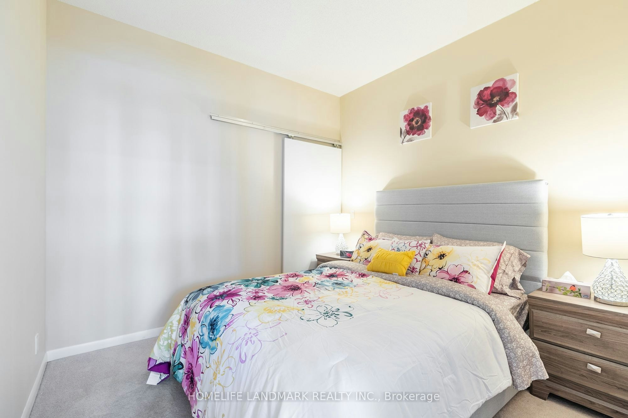 204-832 Bay Street, Toronto, ON, M5S 1Z6 - 10