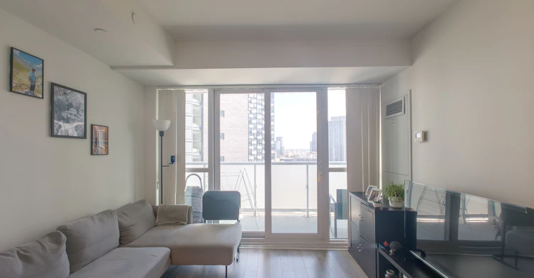 2403-77 Mutual Street, Toronto, ON, M5B 0B9 - 3