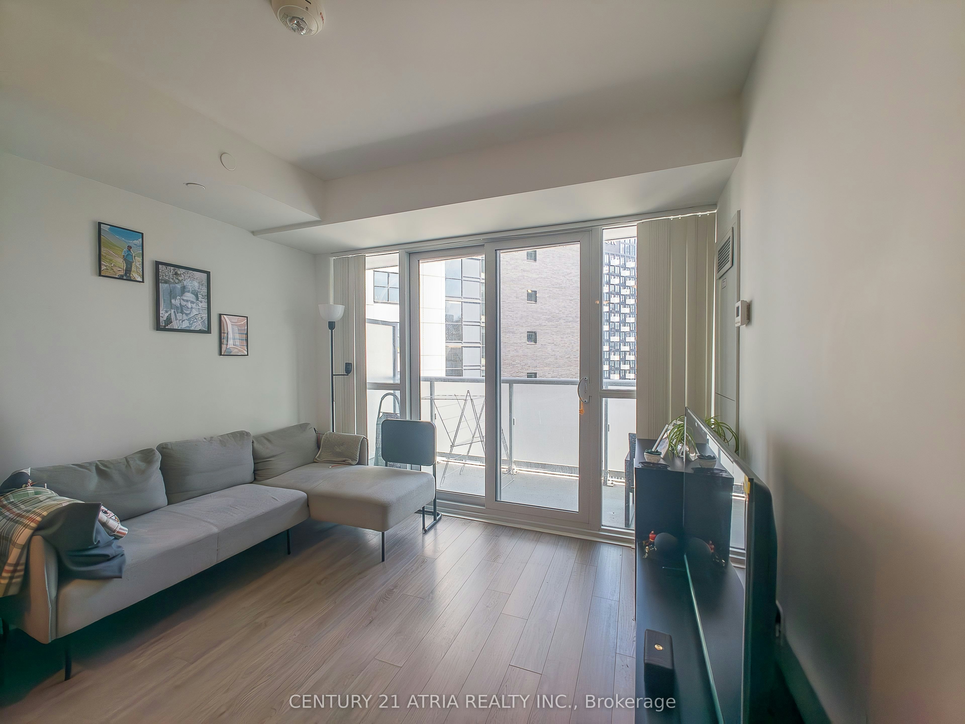 2403-77 Mutual Street, Toronto, ON, M5B 0B9 - 6