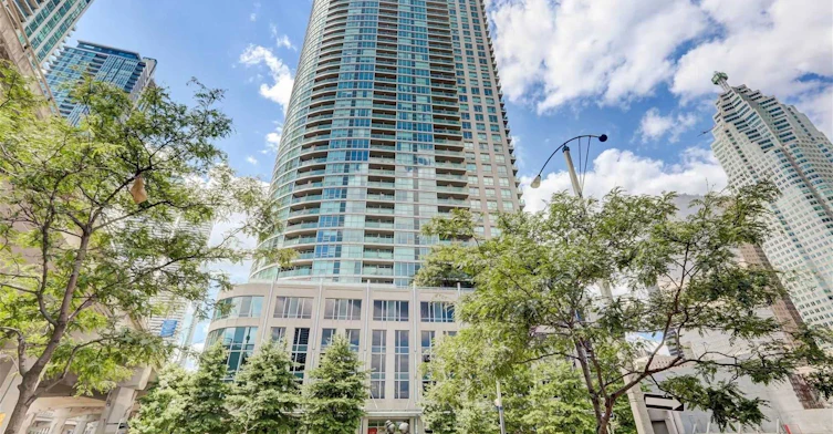 3312-18 Yonge Street, Toronto, ON, M5E 1Z8