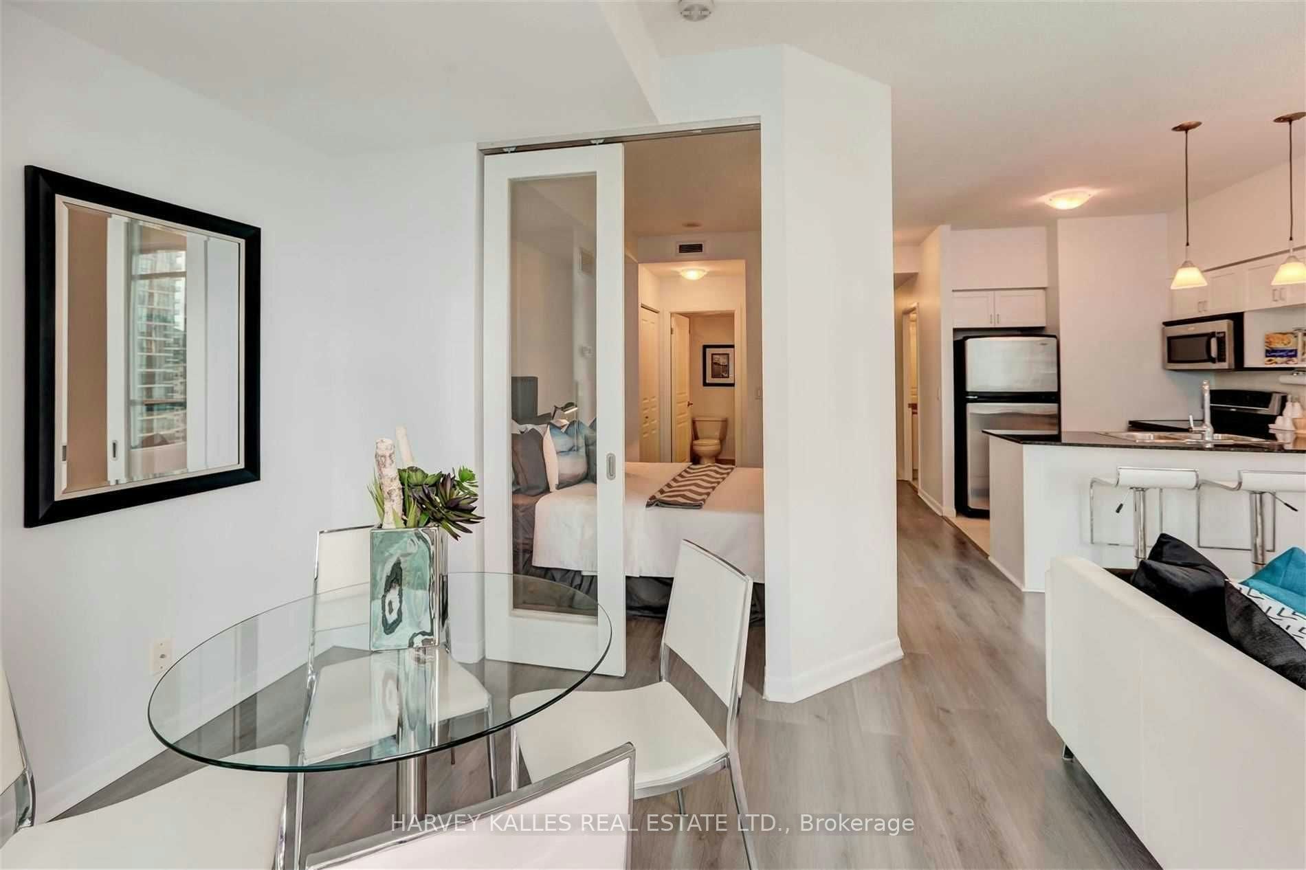 3312-18 Yonge Street, Toronto, ON, M5E 1Z8 - 19