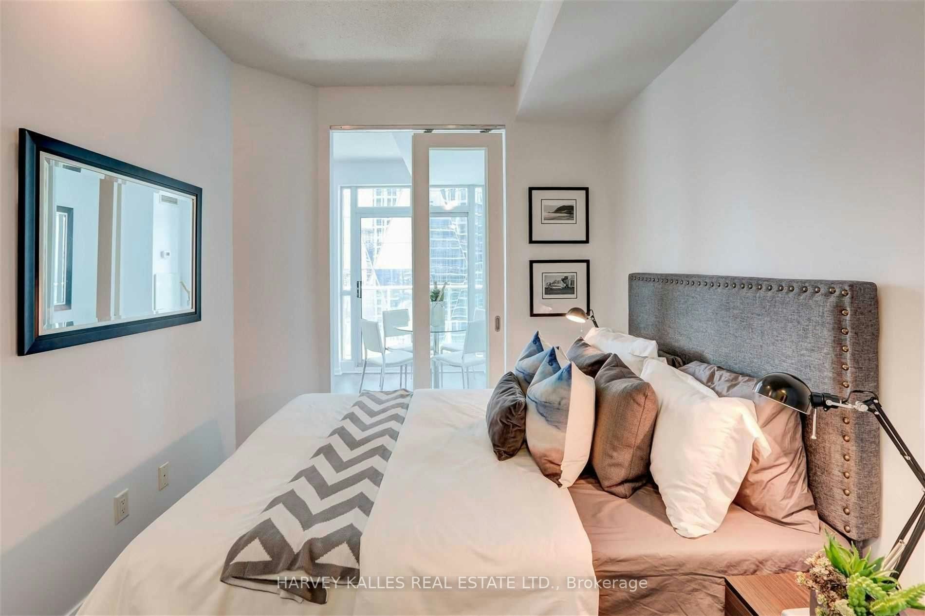 3312-18 Yonge Street, Toronto, ON, M5E 1Z8 - 21