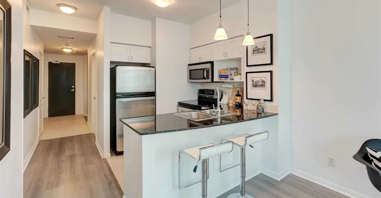 3312-18 Yonge Street, Toronto, ON, M5E 1Z8 - 11