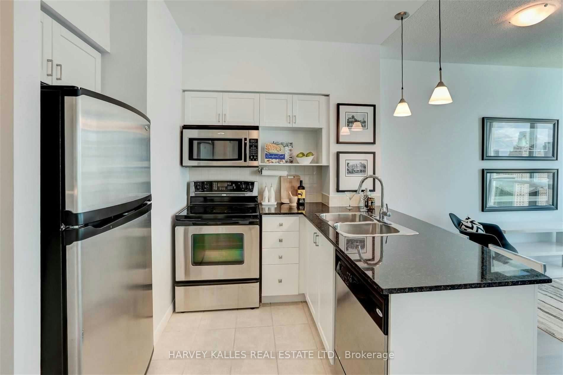 3312-18 Yonge Street, Toronto, ON, M5E 1Z8 - 13