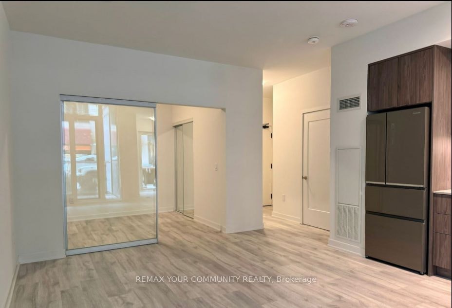 102 SE-60 Princess Avenue, Toronto, ON, M5A 2C7 - 5