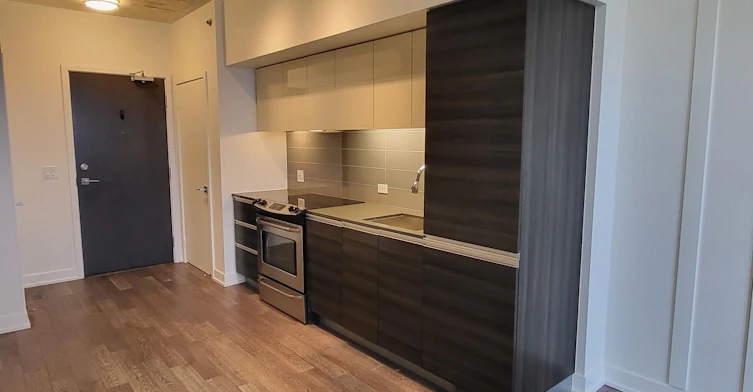 1805-20 Minowan Miikan Lane, Toronto, ON, M6J 0E5 - 5